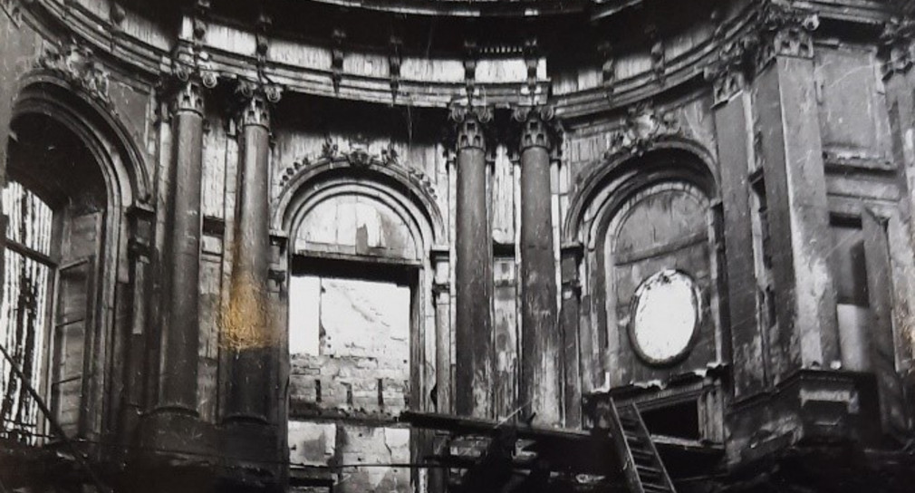 Blick in den Marmorsaal nach dem Angriff vom 2 März 1944 