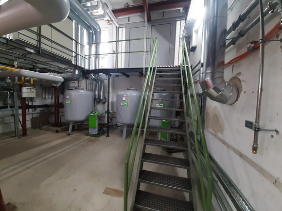Vermögen und Bau Neue Wärmeversorgung für die Hochschule Furtwangen Heizzentrale Hochschule Furtwangen