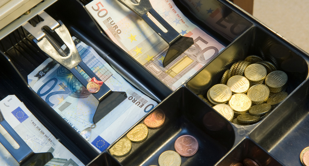 Bargeld in einer Kasse