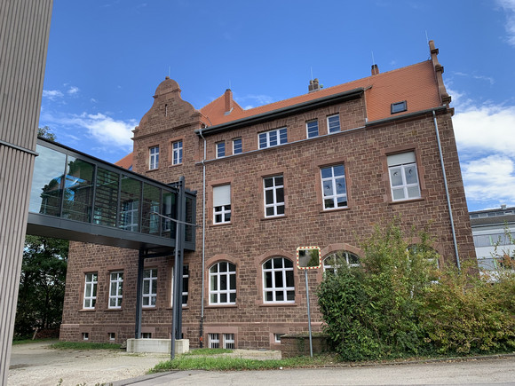 Landwirtschaftliches Technologiezentrum Augustenberg von Außen