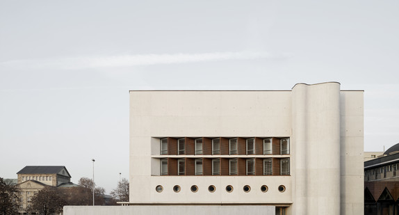 Die neue Württembergische Landesbibliothek in Stuttgart von aussen / Foto: Brigida Gonzalez