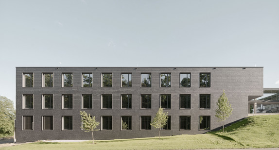 Forschungsneubau ZiMATE und ZTN der Hochschule Aalen, Außenansicht