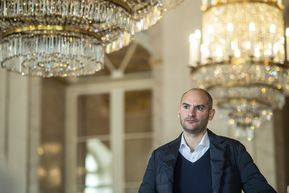 Schlösser und Gärten Minister Dr. Danyal Bayaz auf Schlössertour Finanzminister Dr. Danyal Bayaz zu Besuch im Residenzschloss Ludwigsburg