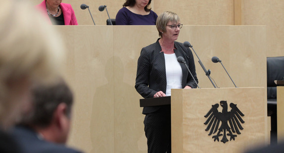 Finanzministerin Sitzmann spricht im Bundesrat.