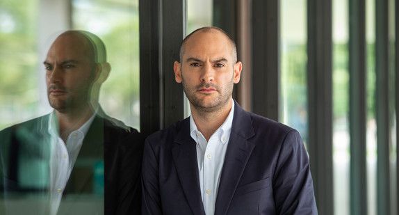 Portrait von Finanzminister Dr. Danyal Bayaz