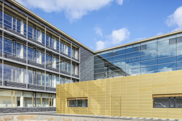 Hochbau Neubau für die Uni Heidelberg: Der Neubau des materialwissenschaftlichen Forschungszentrums „Centre for Advanced Materials“ (CAM) an der Universität Heidelberg.