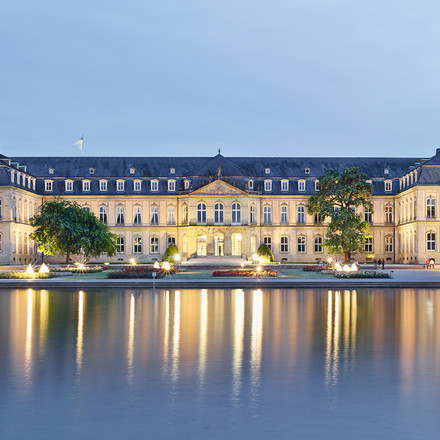 Das neue Schloss in Stuttgart ist Amtssitz des Finanzministeriums. Bild: Simon Sommer