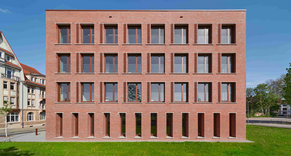 Neubau Finanzamt Offenburg Außenansicht