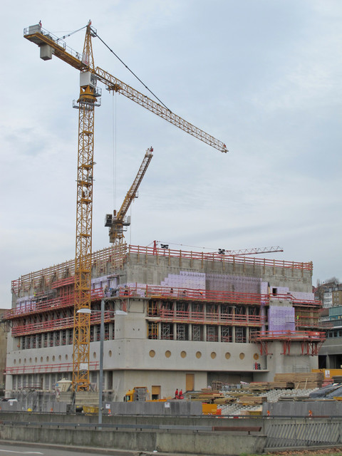 Hochbau Richtfest Württembergische Landesbibliothek Der Rohbau des Erweiterungsbaus der Württembergischen Landesbibliothek in Stuttgart.