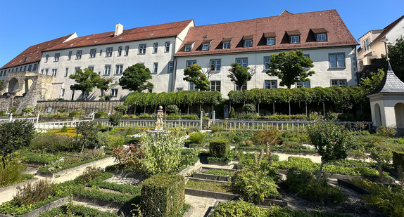 Finanzamtsgebäude Leonberg von Außen