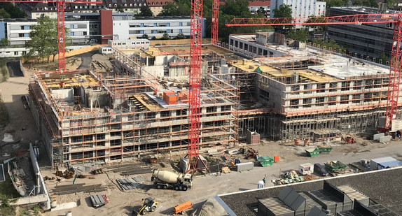 Luftaufnahme vom Rohbau des Zentrums für Kinder- und Jugendmedizin / Foto: Universitätsklinikum Freiburg 